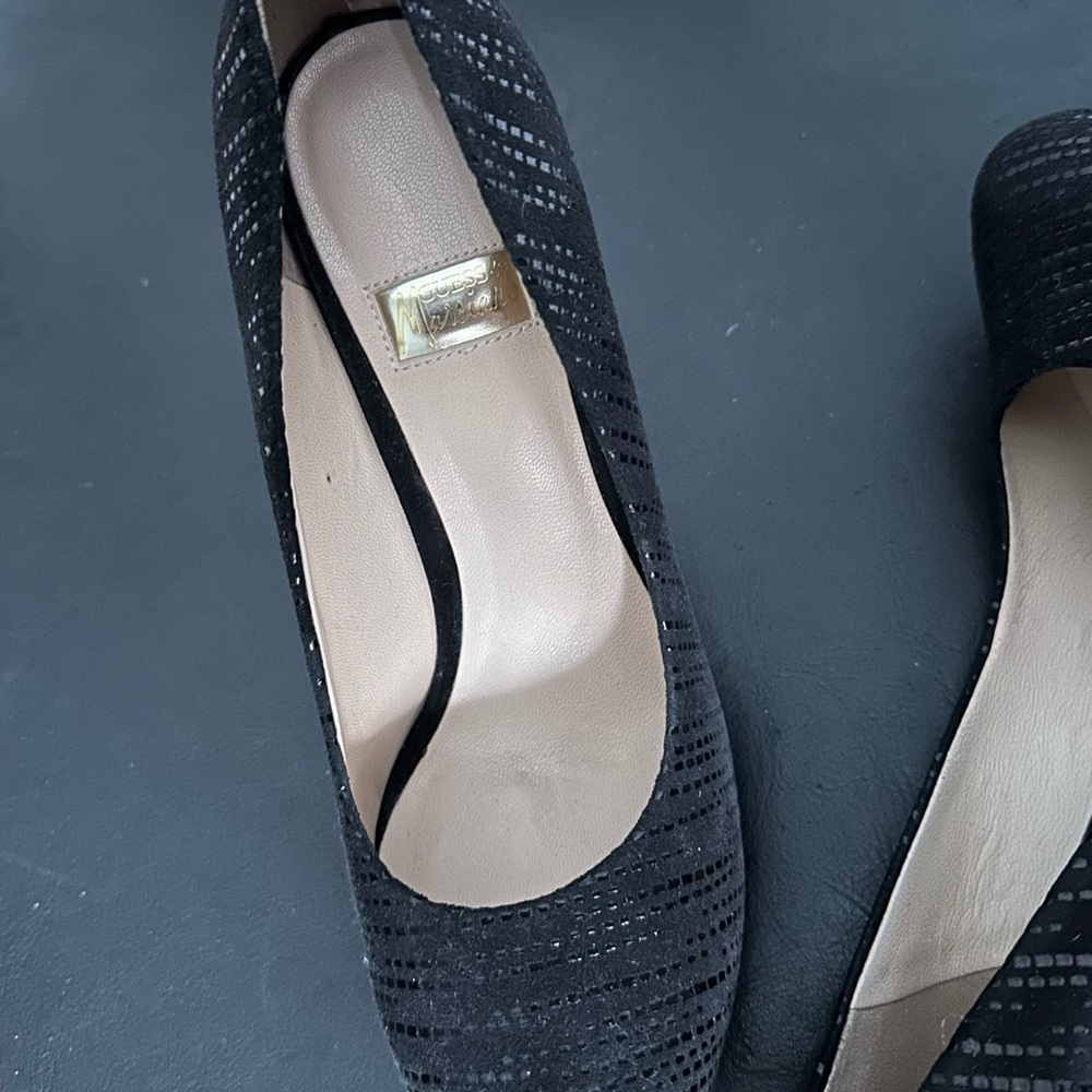Guess by Marciano Black and Gold Textured Heels - Picture 3 of 5
